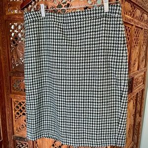 J.Crew Factory Wool-Blend Mini Midi Skirt in Houndstooth